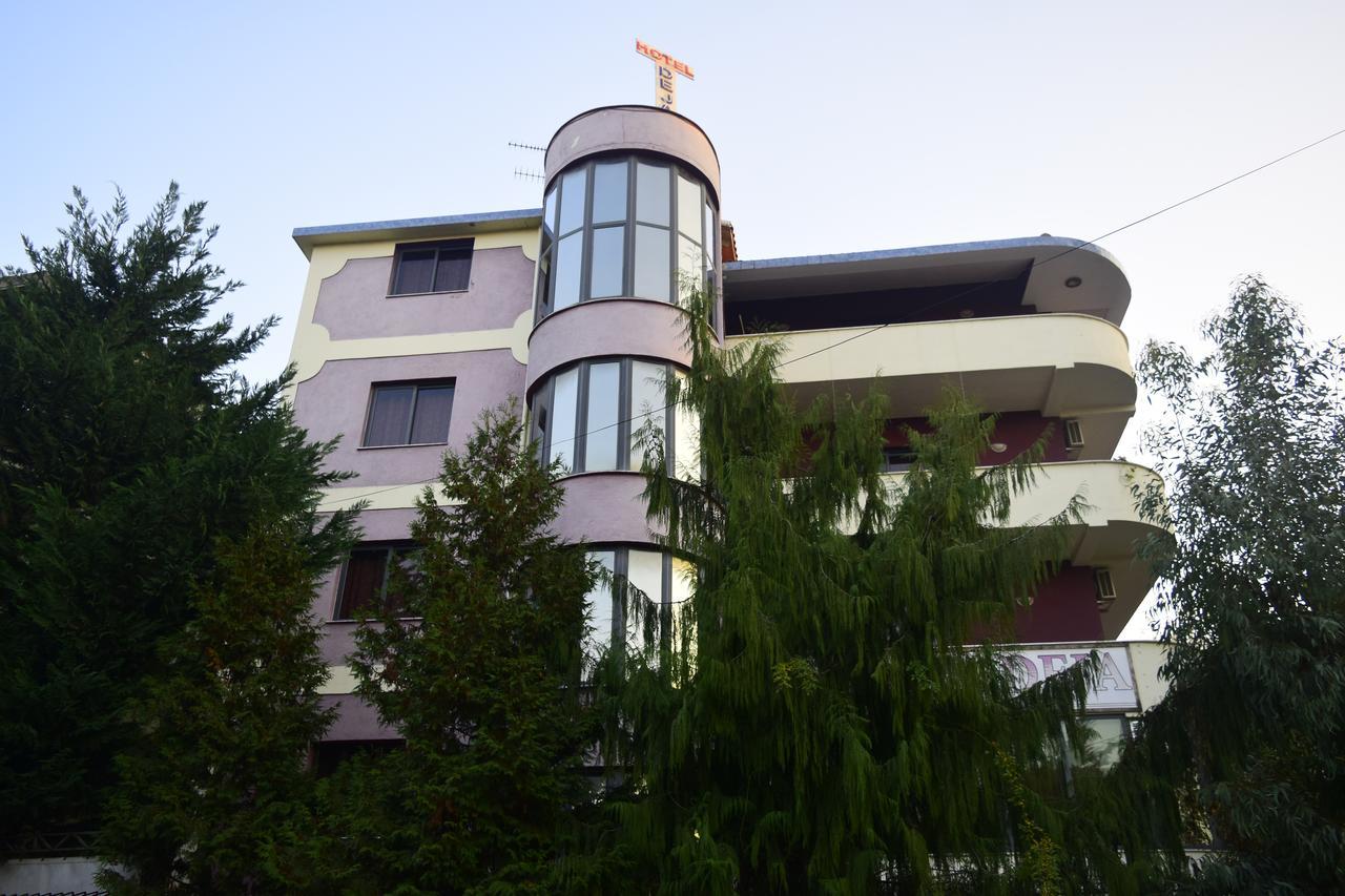 Hotel Deja Tiranë Ngoại thất bức ảnh